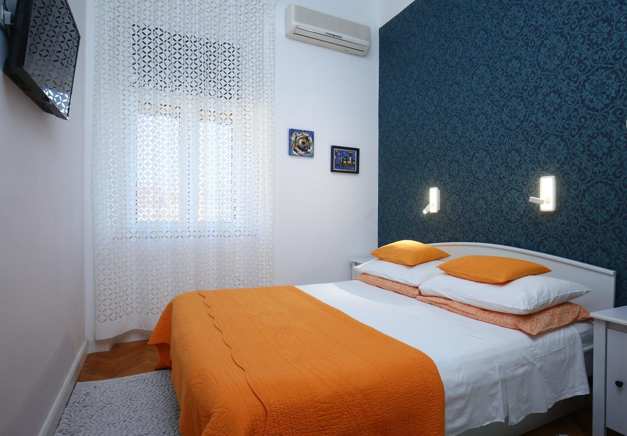 Apartments Marmont สปลิท ภายนอก รูปภาพ